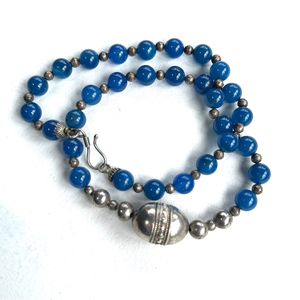 Elegant Blue Semi-Precious Bead and Silver Necklace